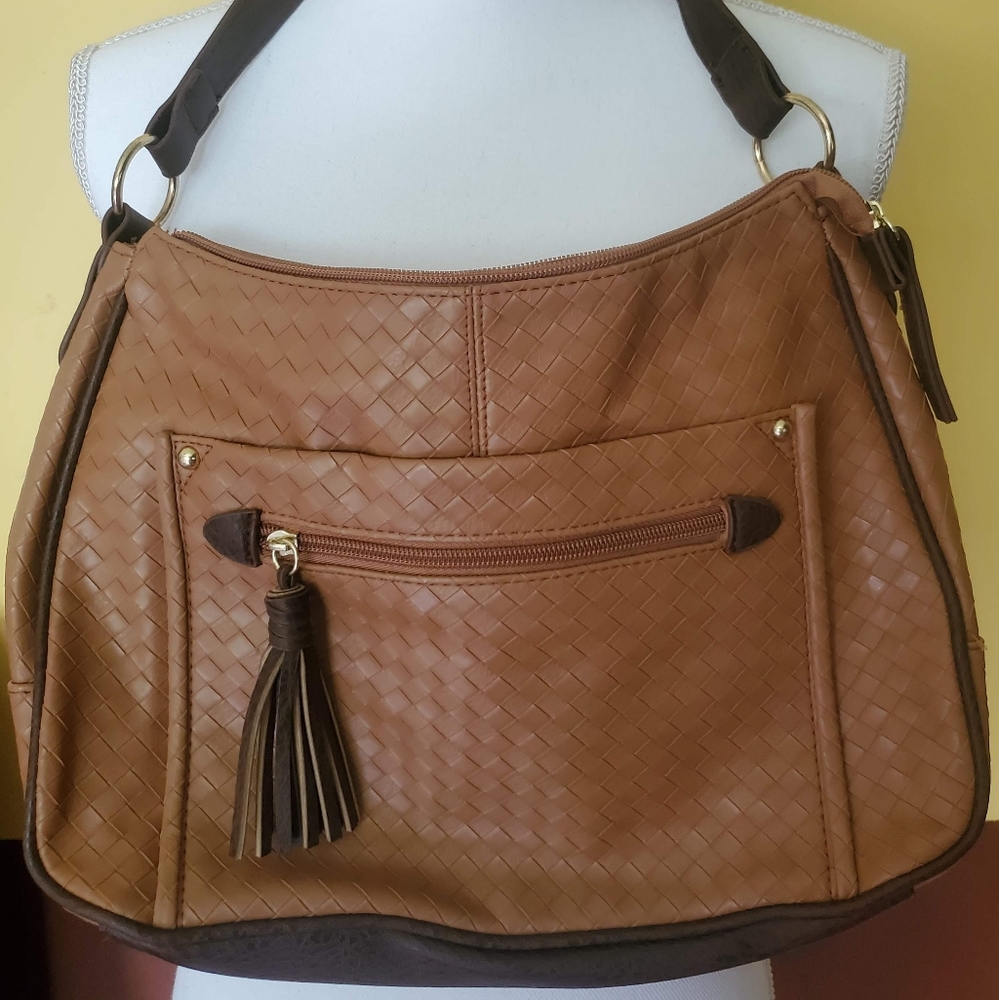 Bueno Handbag